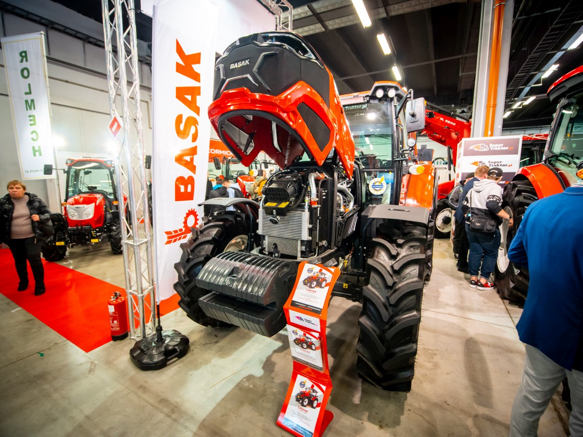 SuperTraktor.pl na targach AGROTECH 2023